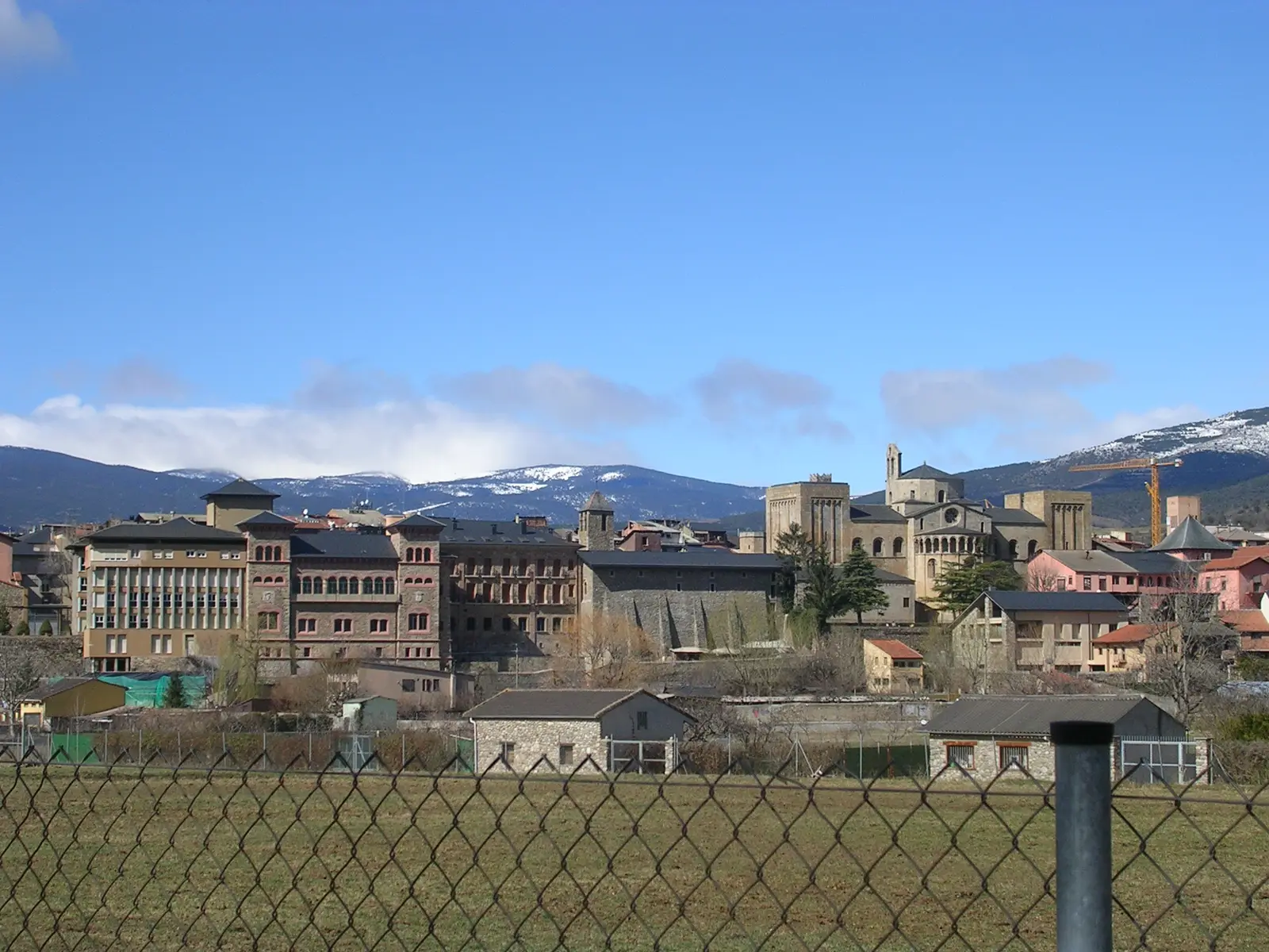 La Seu d'Urgell söder om Andorra